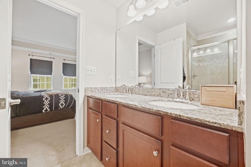 10521 Rawlins Lane - Photo 19