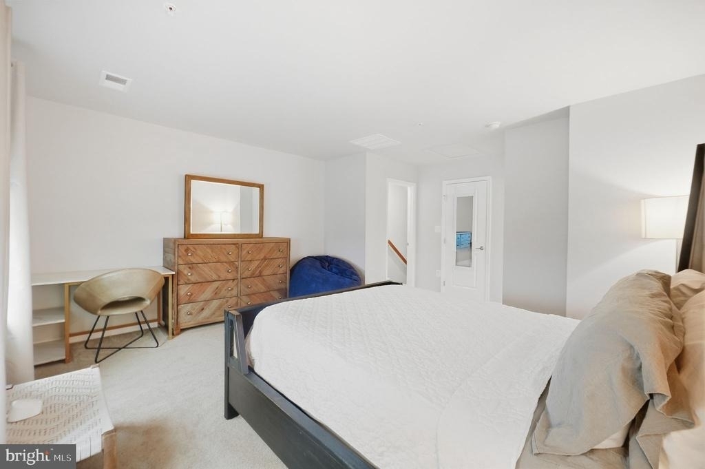 10521 Rawlins Lane - Photo 24