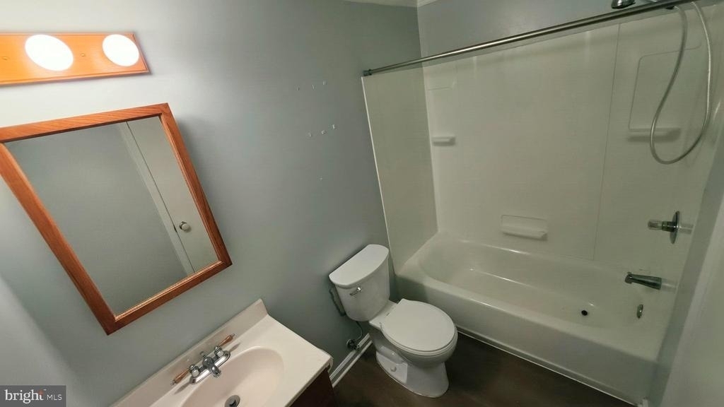 2 Barberry Court - Photo 5