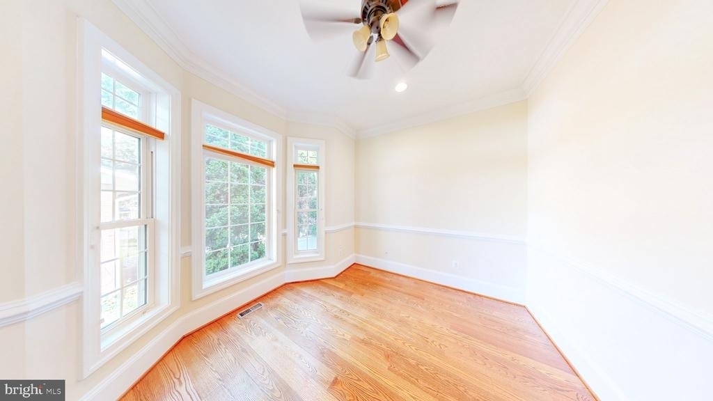 6403 Earlham Drive - Photo 5