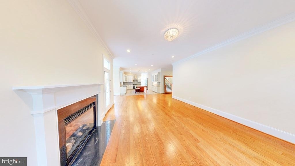 6403 Earlham Drive - Photo 8