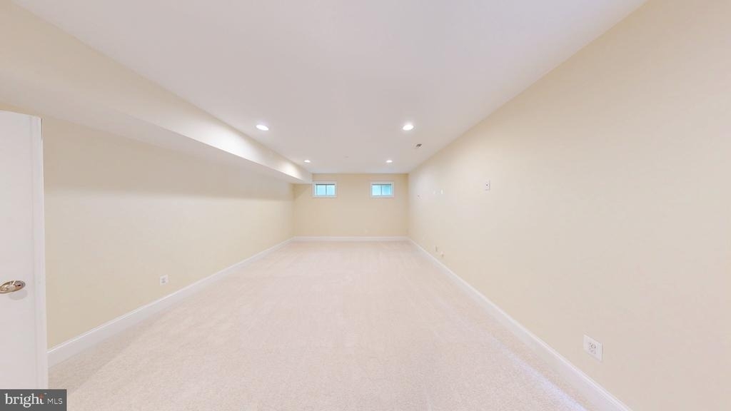 6403 Earlham Drive - Photo 27