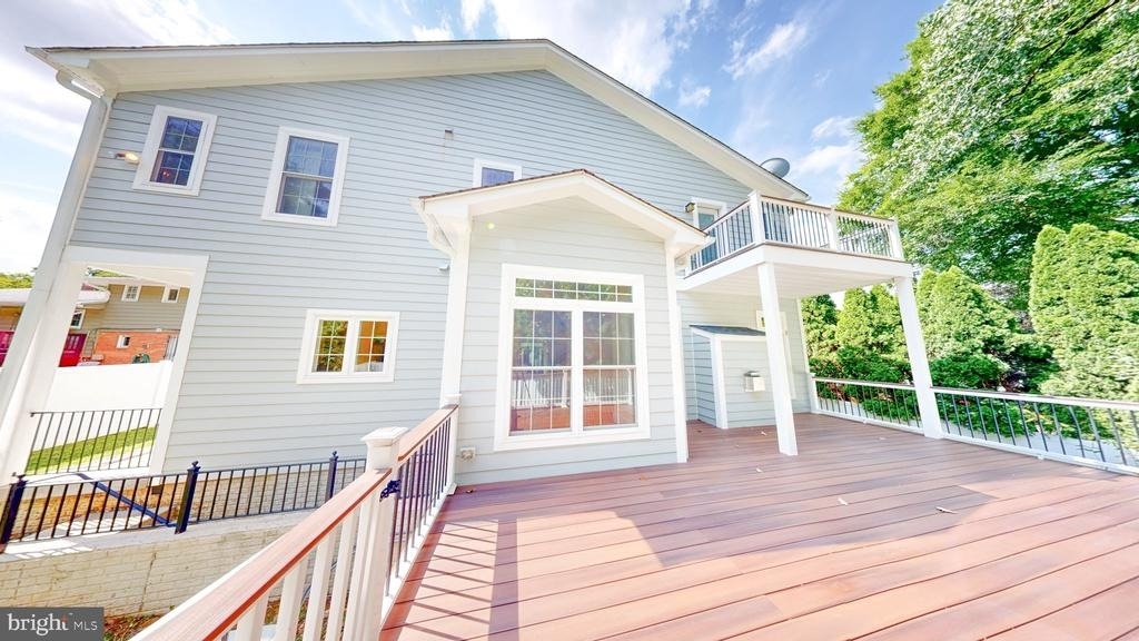 6403 Earlham Drive - Photo 9