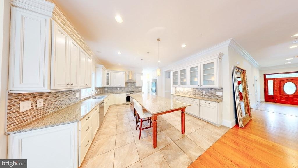 6403 Earlham Drive - Photo 16