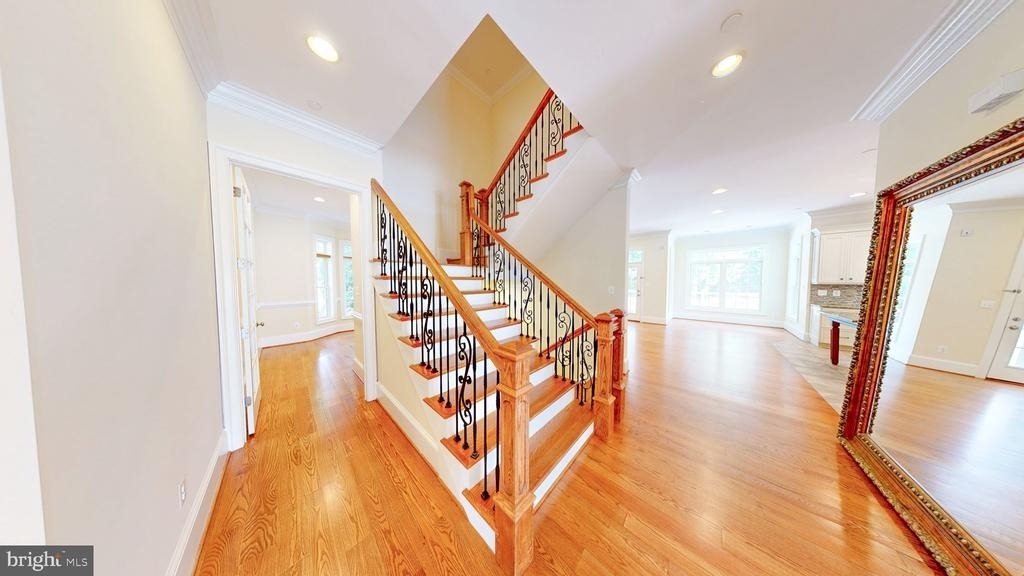 6403 Earlham Drive - Photo 3