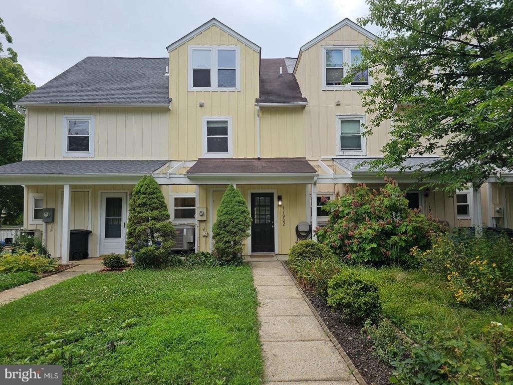 11902 Foal Lane - Photo 0