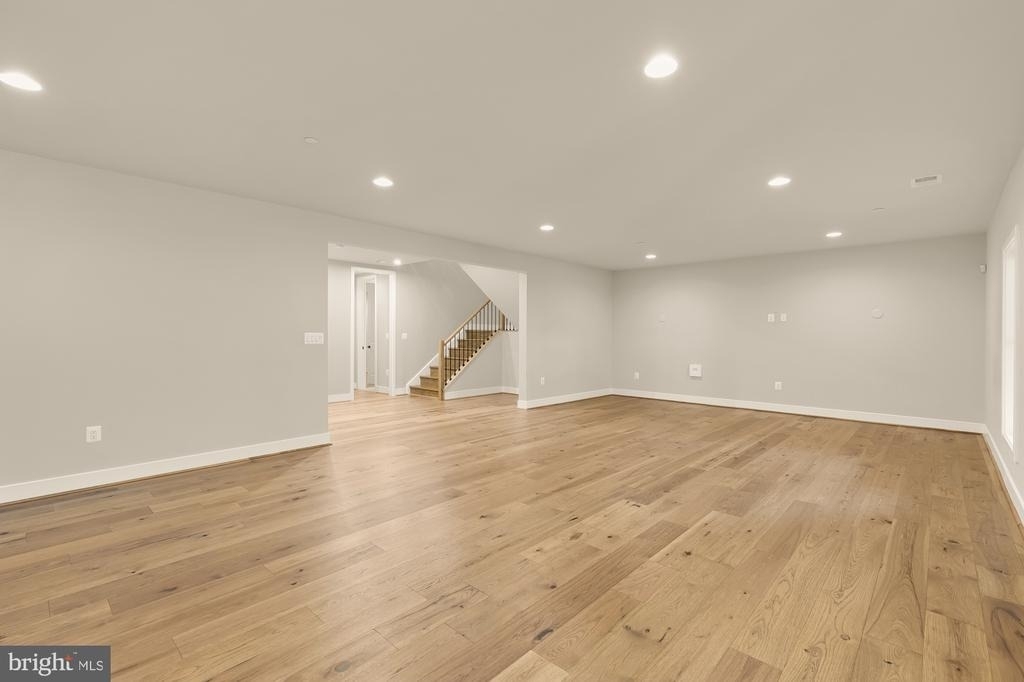 6819 Isabella - Photo 56