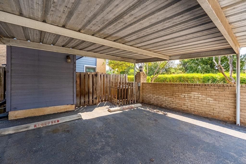 832 Banister Ln - Photo 1