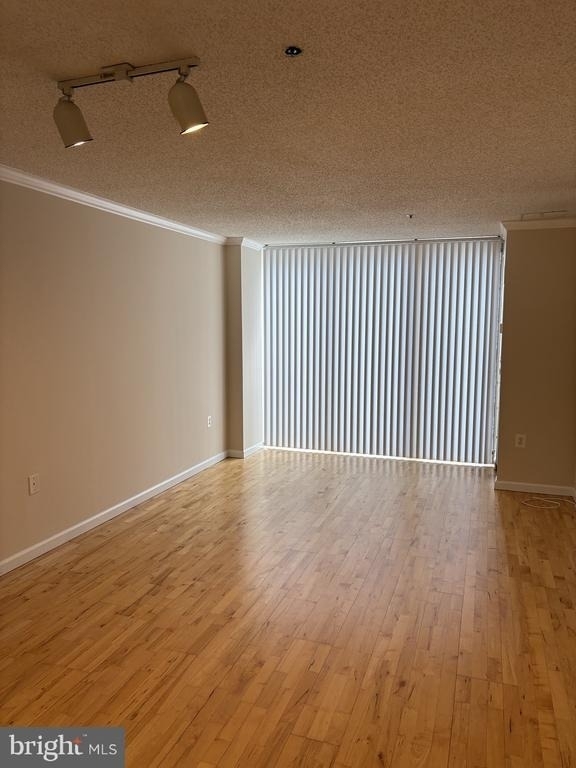 4801 Fairmont Avenue - Photo 10