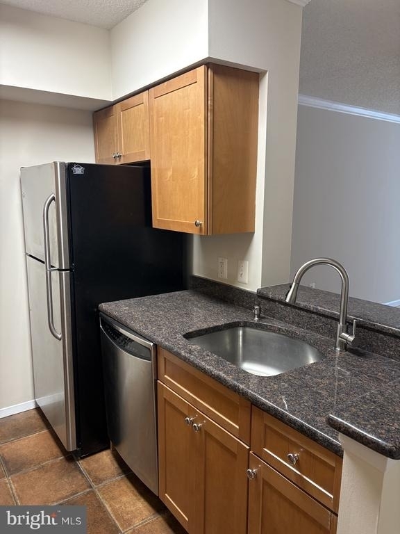 4801 Fairmont Avenue - Photo 7