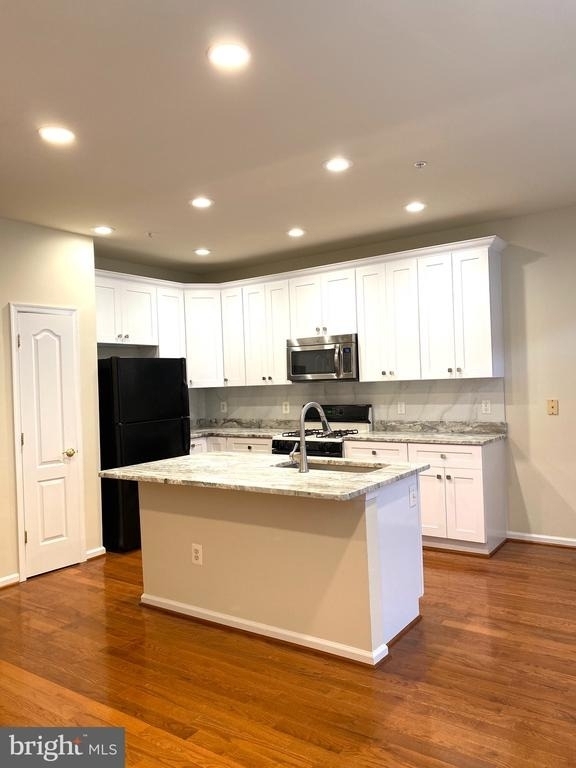 2135 Darcy Green Place - Photo 7