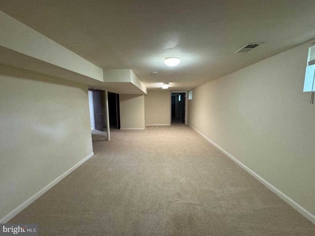 8905 Frederick Road - Photo 19