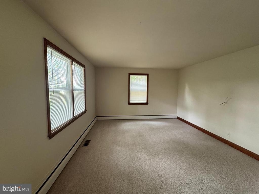 8905 Frederick Road - Photo 5