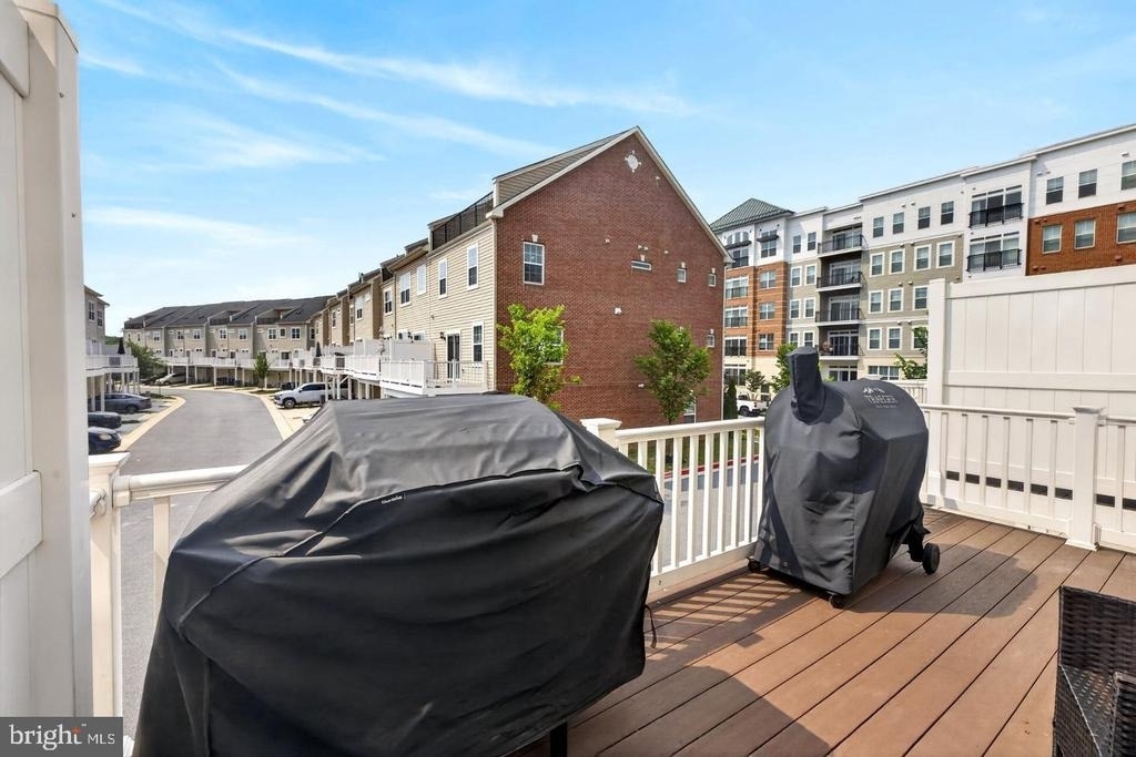 7564 Warburg Way - Photo 24