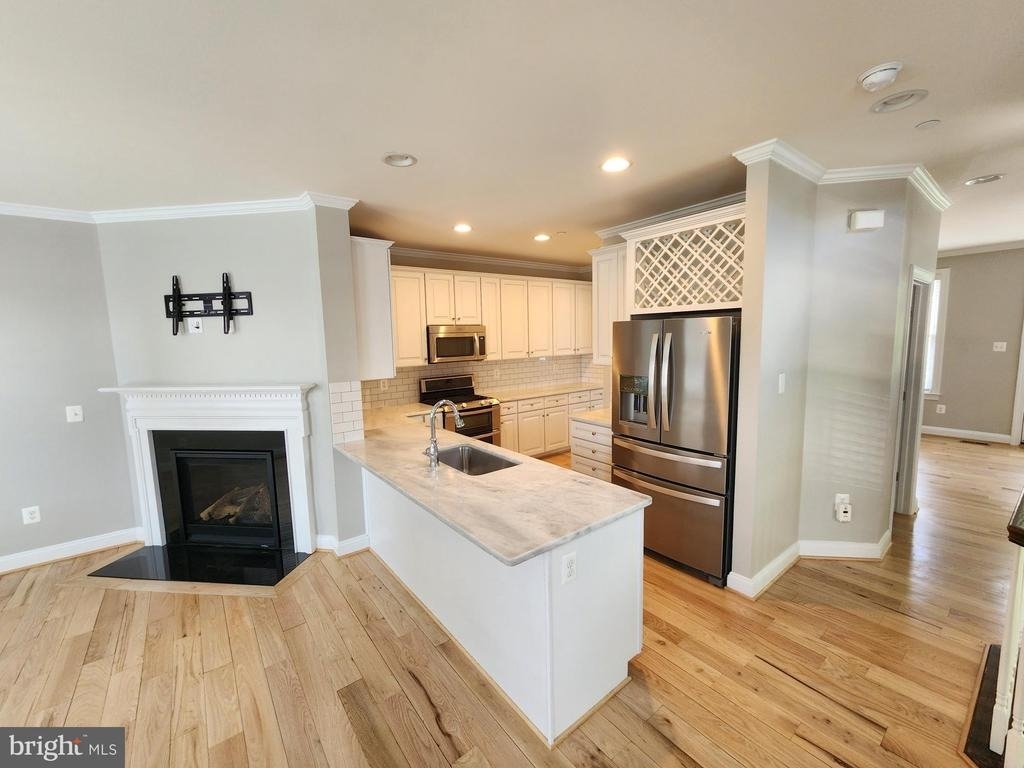 2 Maxwell Square - Photo 1