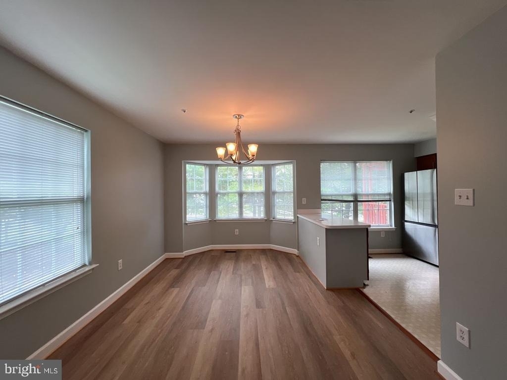 6402 View Point Court - Photo 3