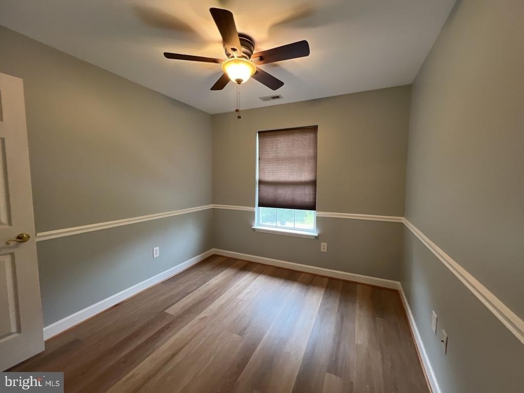 6402 View Point Court - Photo 9