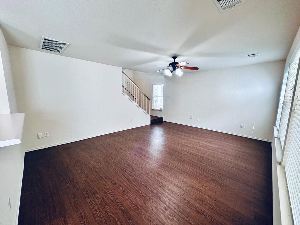 11513 James B Connolly Ln - Photo 6