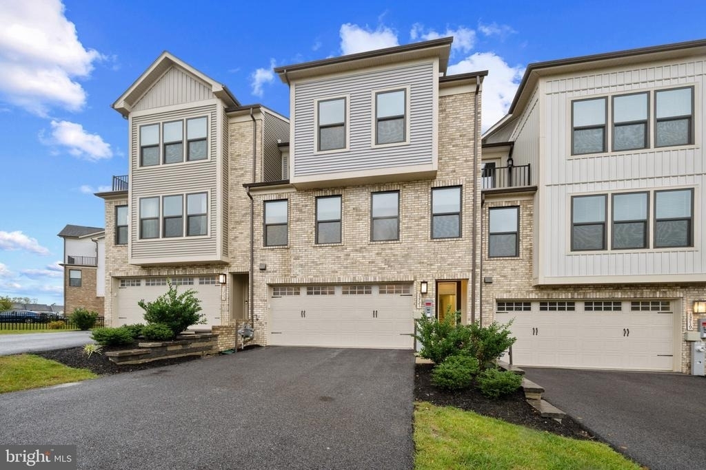 13721 Hunt Valley Court - Photo 1