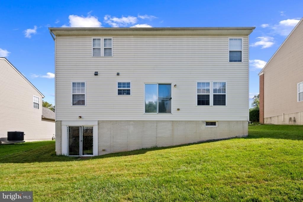 4530 Rebekka Circle - Photo 5