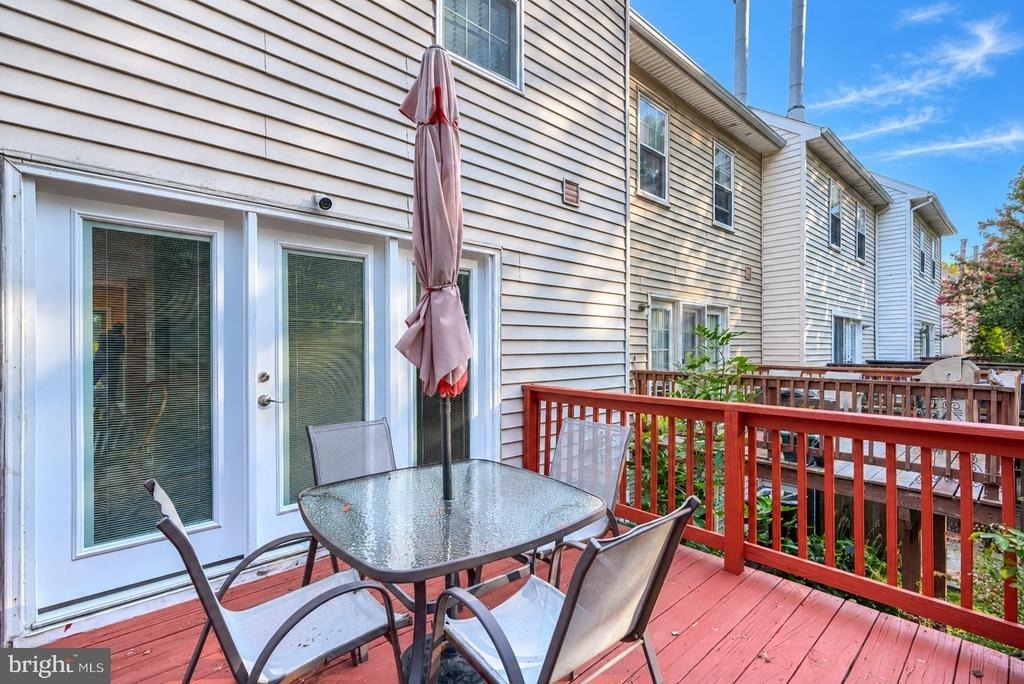 35 Roger Court - Photo 12