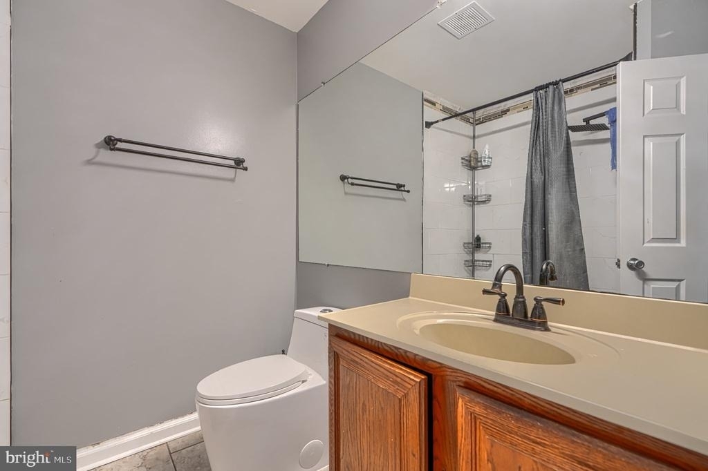 35 Roger Court - Photo 17