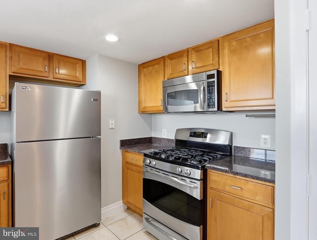 414 Water Street - Photo 2