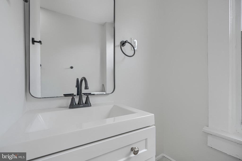 1120 Montpelier Street - Photo 15