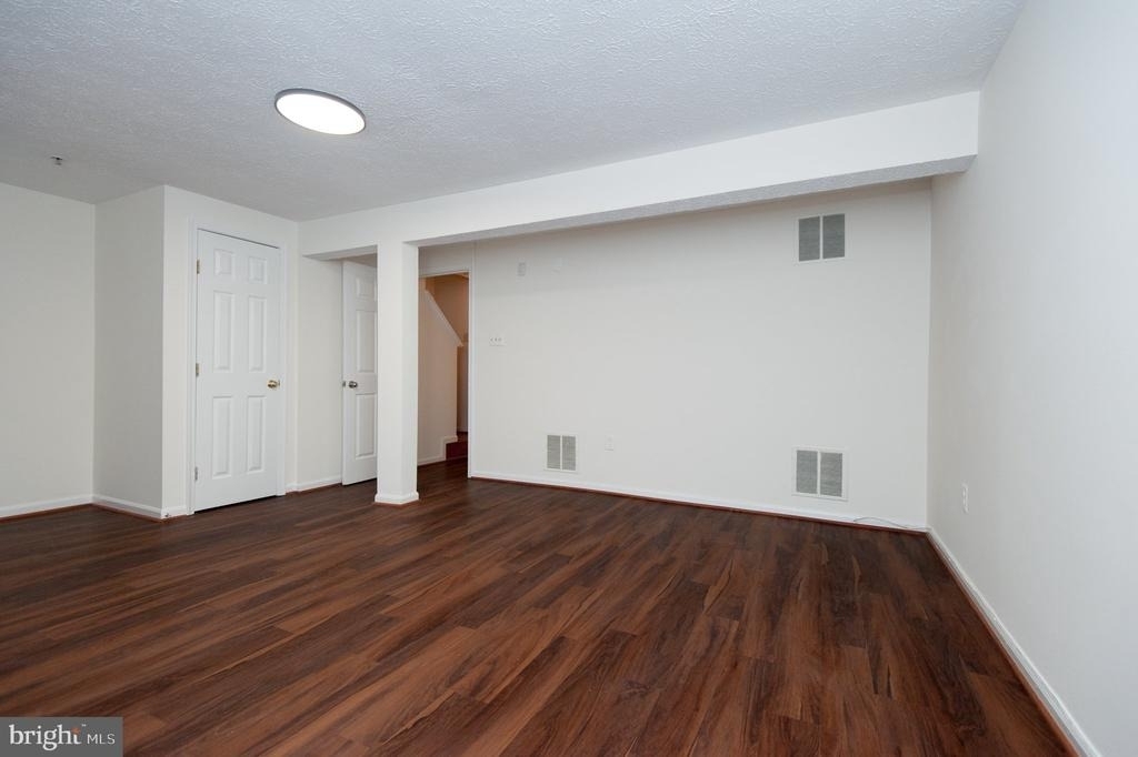2407 Bolton Lane - Photo 33