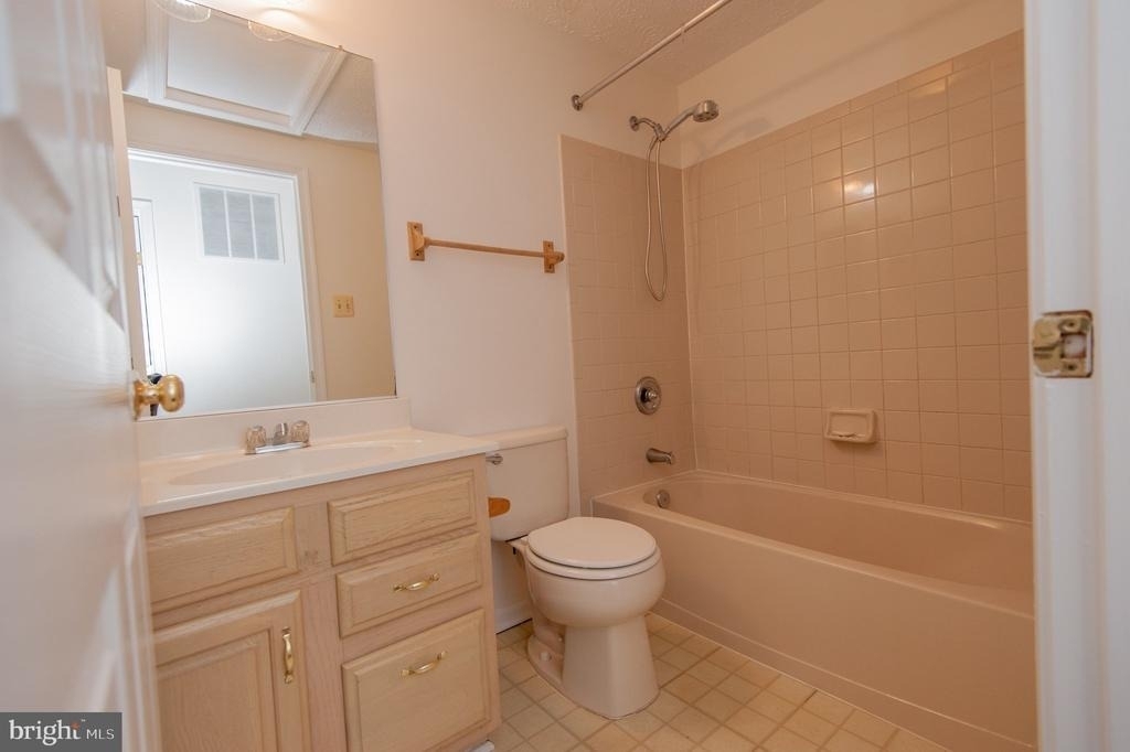 2407 Bolton Lane - Photo 13