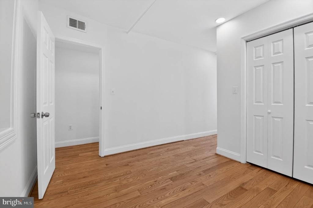 1707 N N Capitol Street Ne - Photo 11