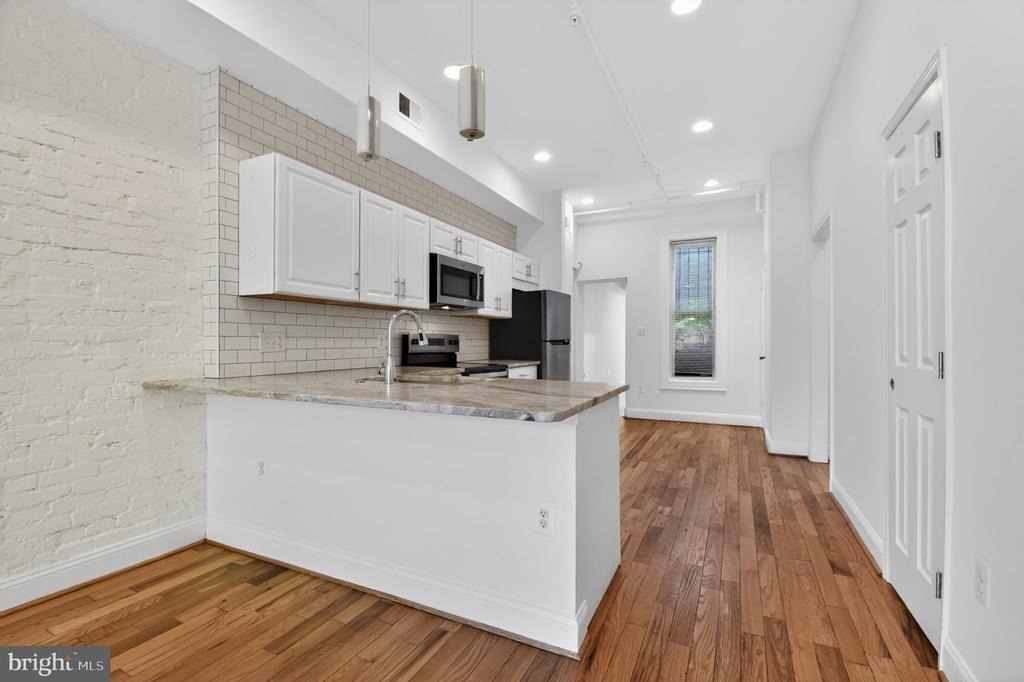 1707 N N Capitol Street Ne - Photo 5