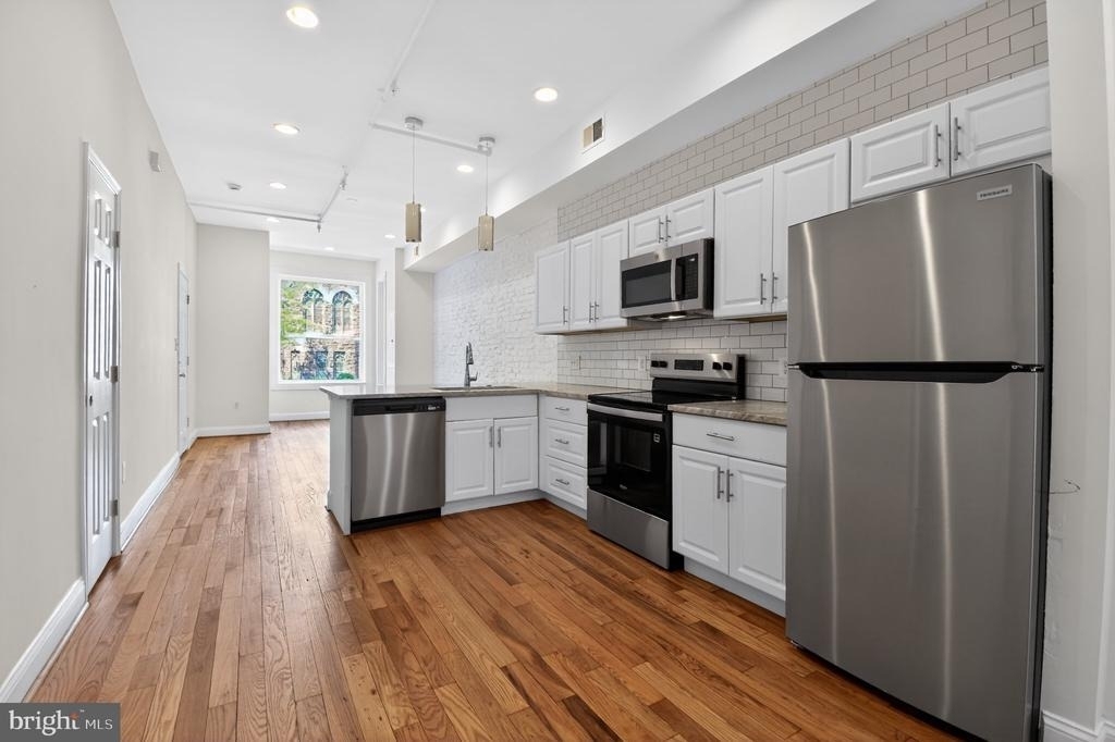1707 N N Capitol Street Ne - Photo 4