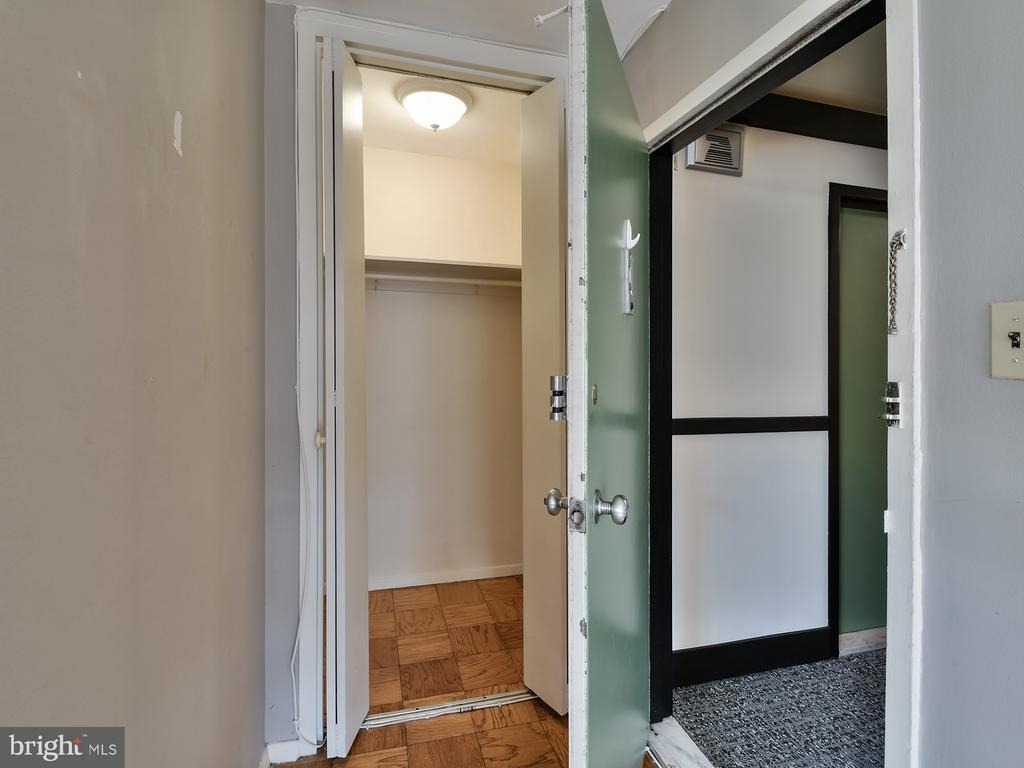 2401 H Street Nw - Photo 30