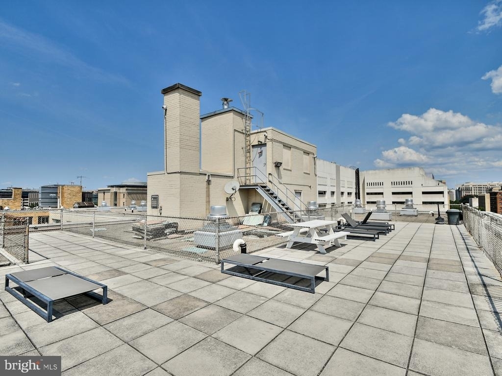 2401 H Street Nw - Photo 35