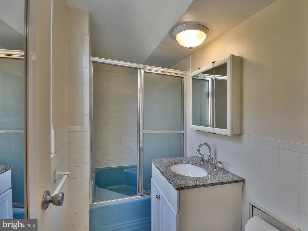 2401 H Street Nw - Photo 26