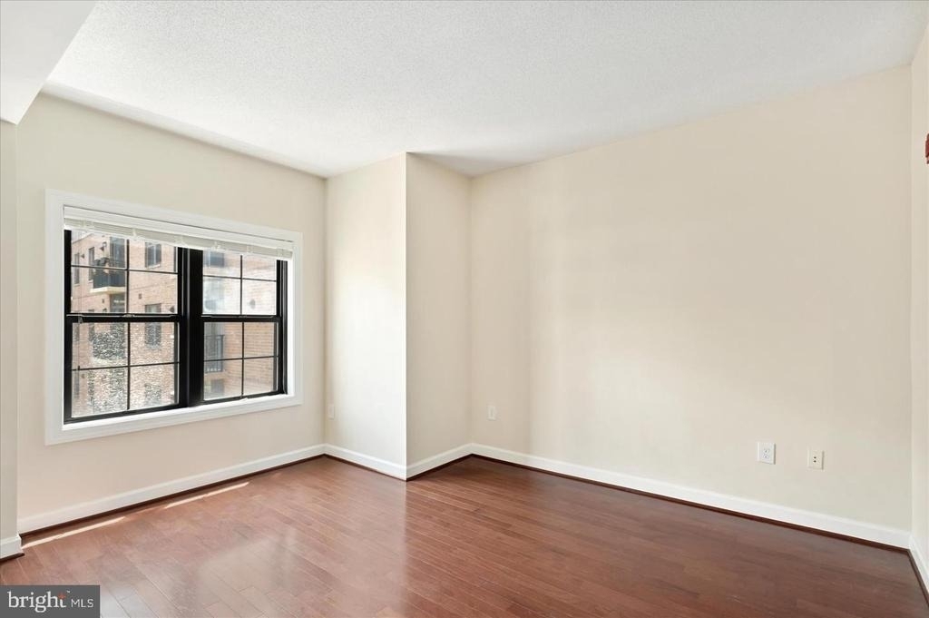 1111 25th Street Nw - Photo 13