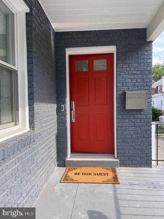 1311 Allison Street Ne - Photo 1