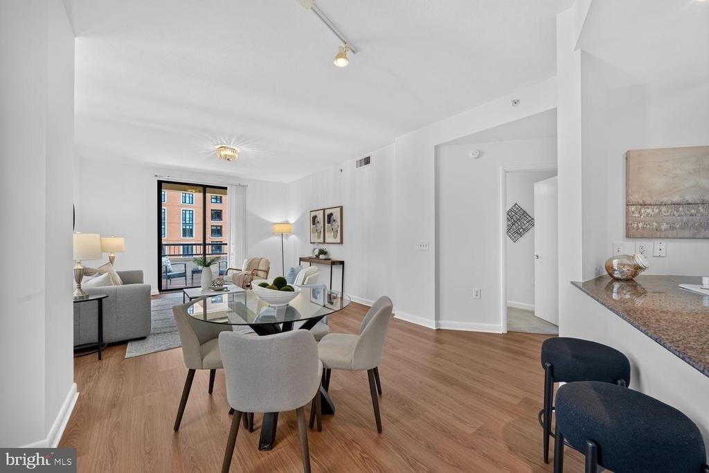 400 Massachusetts Avenue Nw - Photo 2