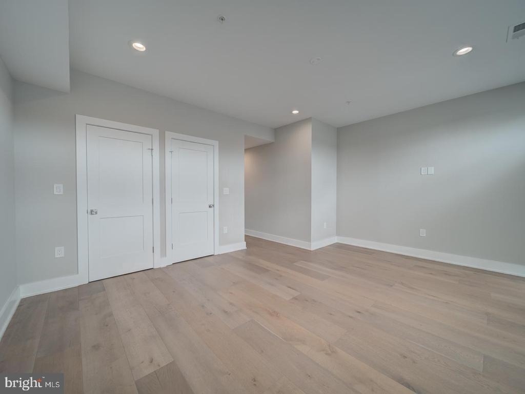 1914 Capitol Avenue Ne - Photo 20