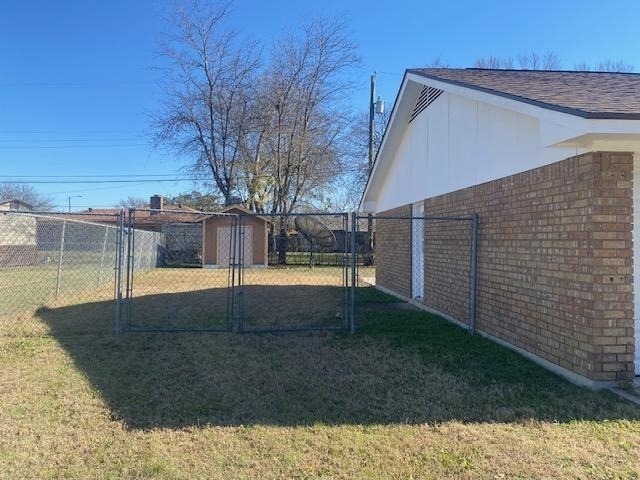 2104 Beta Cir - Photo 1