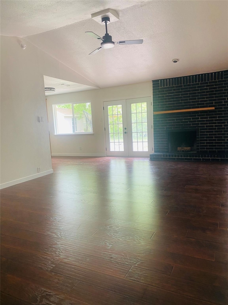 2104 Beta Cir - Photo 5