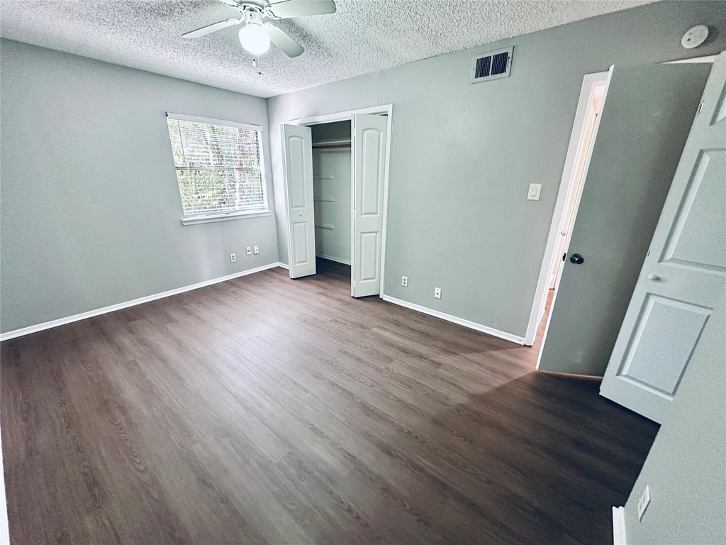 5500 Rose Hill Cir - Photo 18
