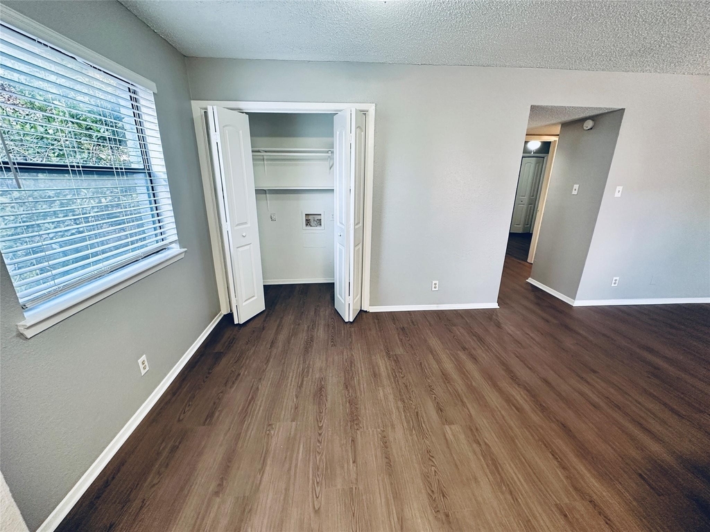 5500 Rose Hill Cir - Photo 23