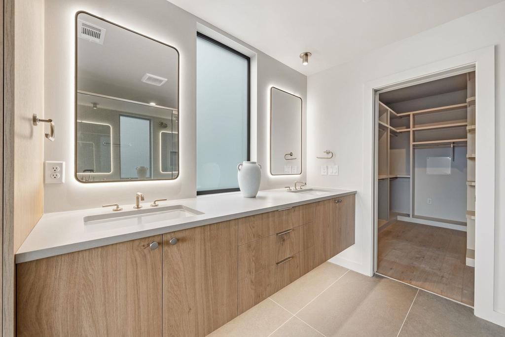 1403 Barton Hills Dr - Photo 19