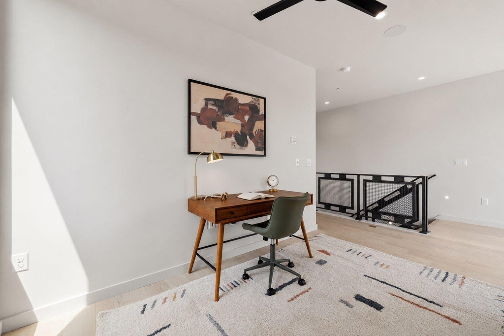 1403 Barton Hills Dr - Photo 29