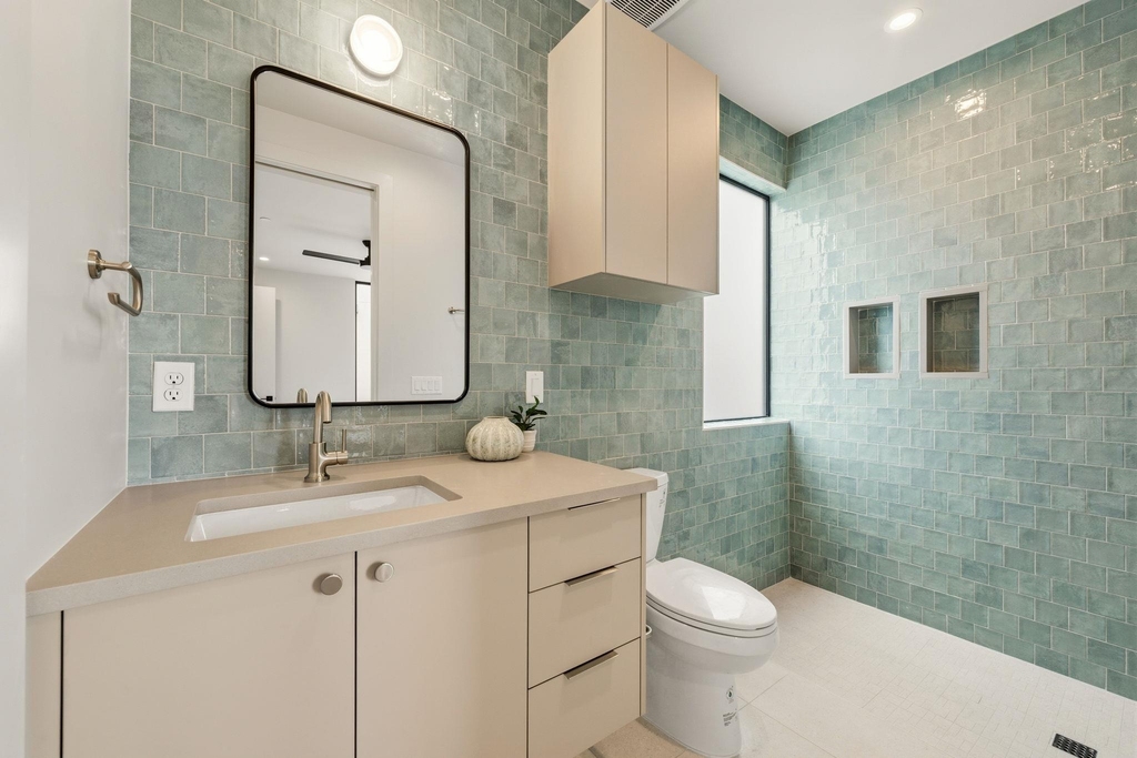 1403 Barton Hills Dr - Photo 27
