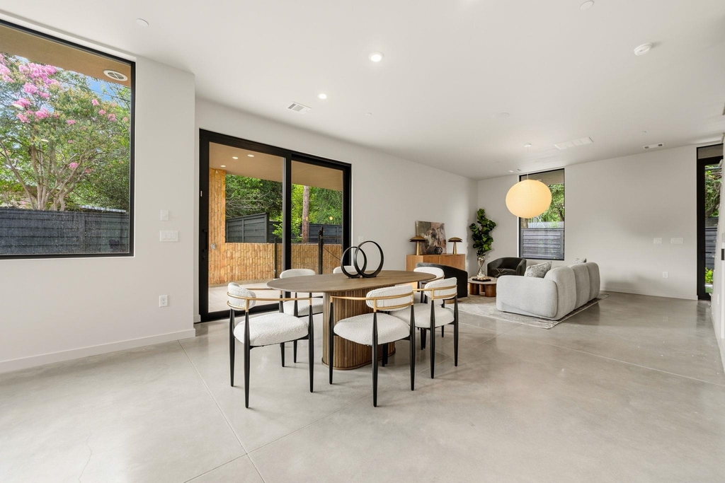 1403 Barton Hills Dr - Photo 8