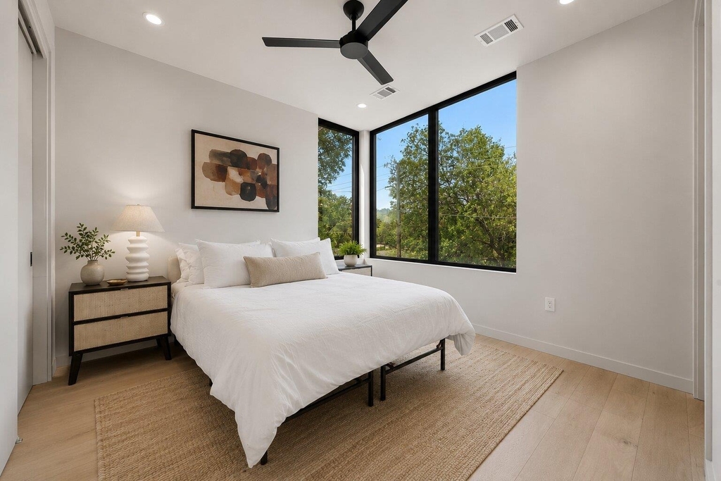 1403 Barton Hills Dr - Photo 30