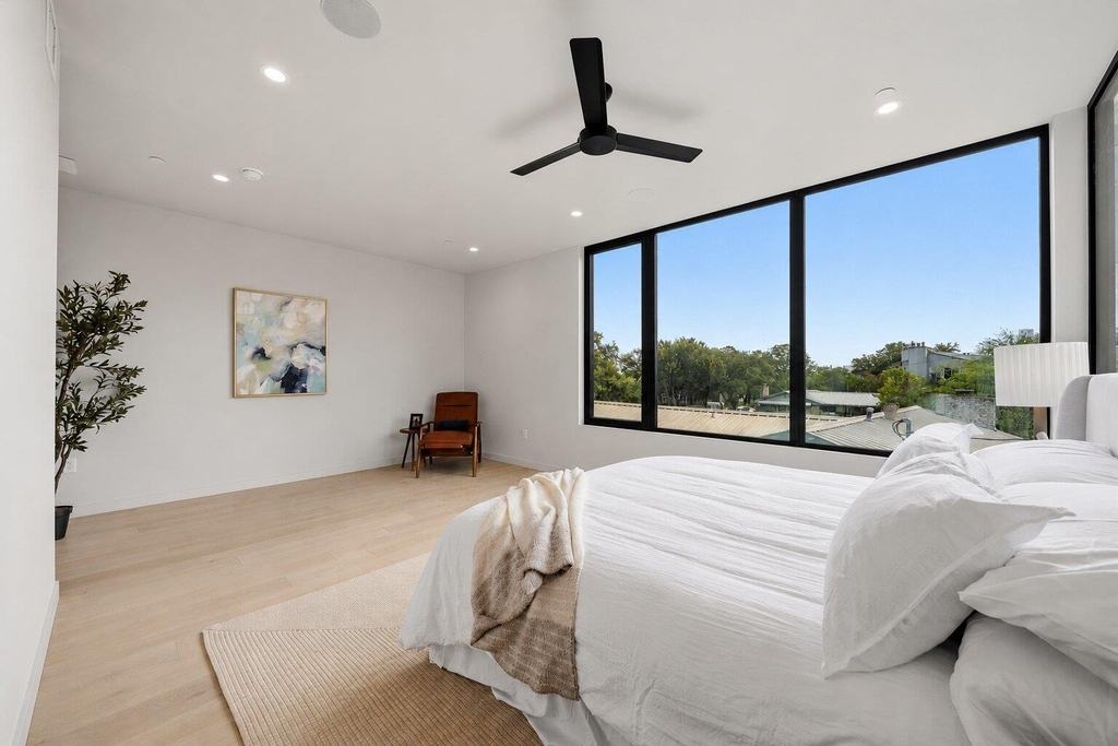 1403 Barton Hills Dr - Photo 23
